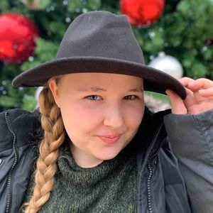Black hat from Amazon